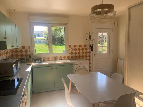 Imagen de la galería de Logement dans maison en pierre à la campagne, en Bazens