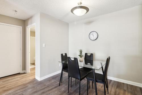 Χώρος καθιστικού στο Park At London T2 Spacious 2 Bed 2 Bath
