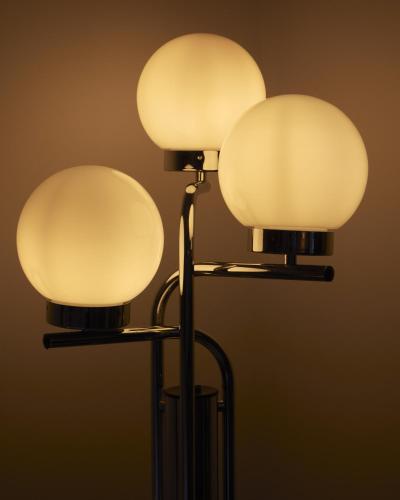 two lights on a wall next to each other at Hotel du Temps Madrid in Madrid