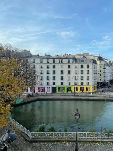 Spacious and bright apartment - Canal St-Martin