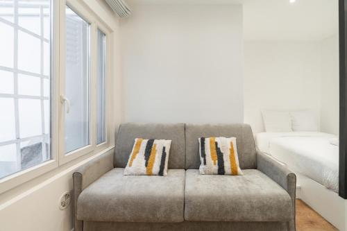 Cozy Studio in Lively Neighborhood 3P