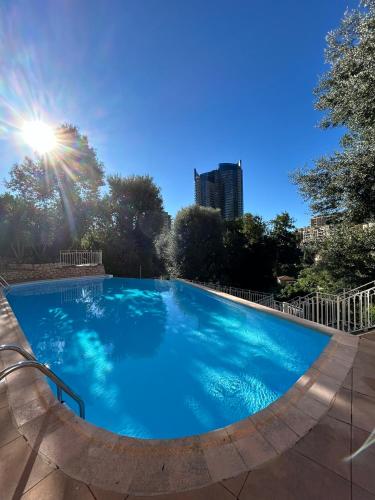 Studio de LUXE Portes de Monaco - Vue MER - Piscine - Wifi photo 65
