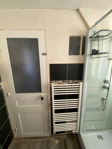 Cozy 2-Room Flat at Boucicaut