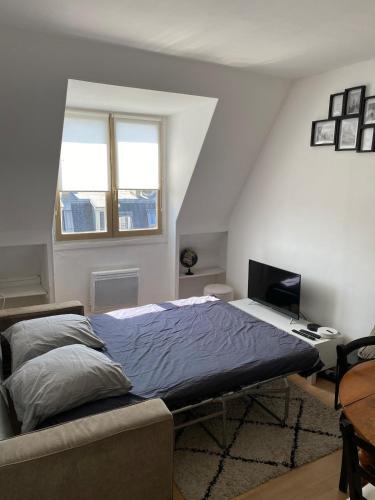 Cozy 2-Room Flat at Boucicaut