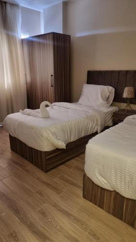 Night pyramids Hotel