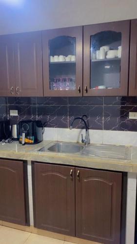 Køkken eller tekøkken på Kinoise