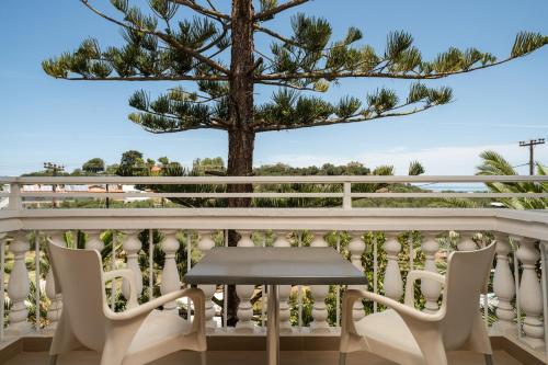 Un balcón o terraza de Karras Grande Resort