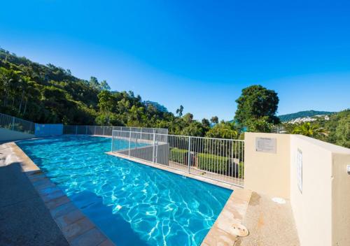 Piscina en o cerca de 52 Airlie Beach Beauty at The Summit