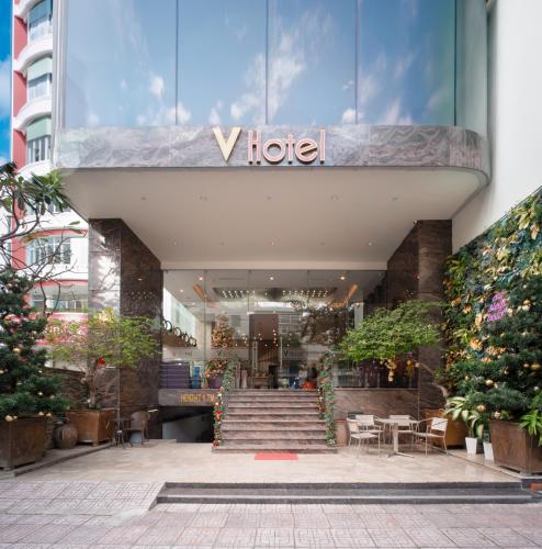 Фасад или вход в V Hotel Nha Trang