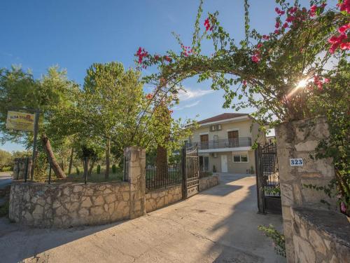 Alba Boutique Apartments