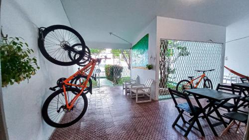 Jízda na kole v ubytování Yolo Hostel nebo okolí