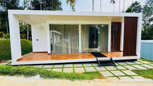 Jardin de l'établissement locera resort