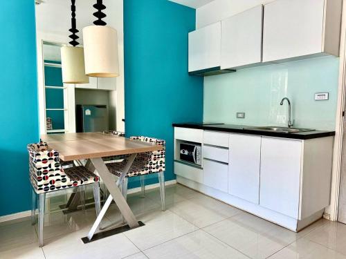 Η κουζίνα ή μικρή κουζίνα στο Atlantis Condo BB