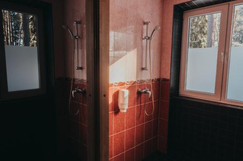Koupelna v ubytování Tartumaa Tervisespordikeskus