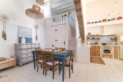 Η κουζίνα ή μικρή κουζίνα στο Melenia House