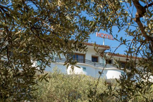 Φωτογραφία από το άλμπουμ του Oasis Hotel σε Orikum