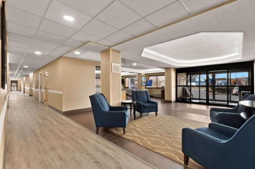 Гостиная зона в Comfort Inn Bordentown near NJ Turnpike