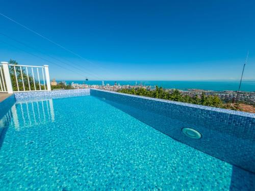 La alberca dentro o cerca de GOLDEN SUNSET BATUMI, VILLA WITH PANORAMIC VIEW AND INFINITI POOLs