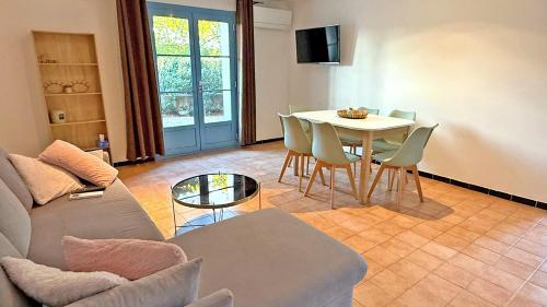 Appartement 2 chambres avec piscine privée, bas de villa indépendant - Sainte Maxime Semaphore 24