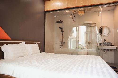 Katil atau katil-katil dalam bilik di Ba Bich homestay Venuestay