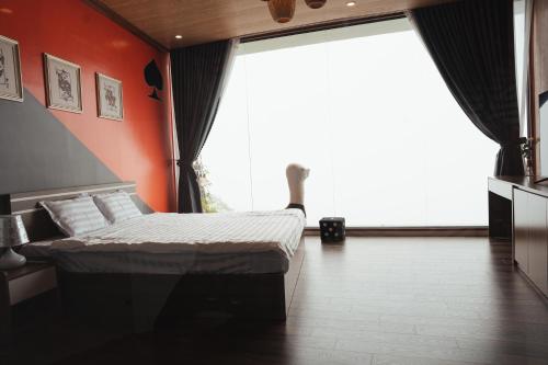 Katil atau katil-katil dalam bilik di Ba Bich homestay Venuestay
