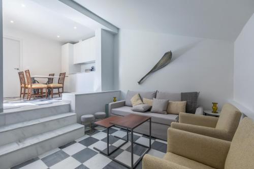 AoA Giralda Apartment