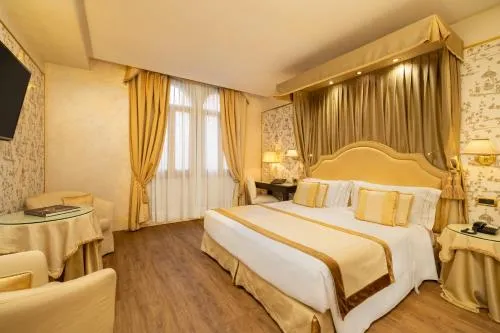 Hotel A La Commedia photo 18