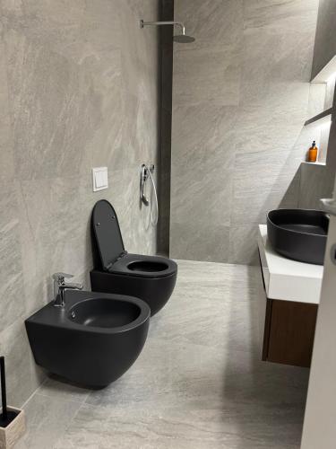Φωτογραφία από το άλμπουμ του Square INN Garden Aparthotel στα Τίρανα