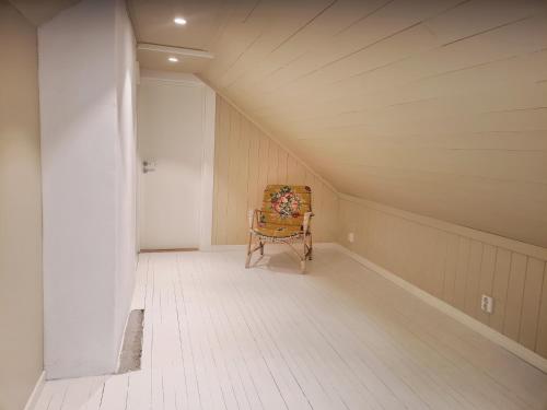 HelgerødにあるBeautiful log house at The World's End, Tjømeのギャラリーの写真