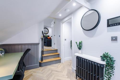 "The Gatsby" Stunning Central 2 Bed Abode in York photo 32