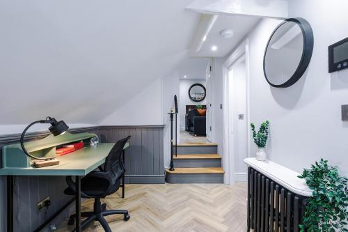 "The Gatsby" Stunning Central 2 Bed Abode in York photo 36