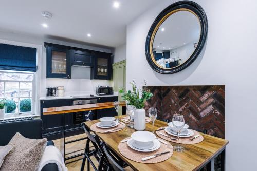 "The Gatsby" Stunning Central 2 Bed Abode in York photo 9