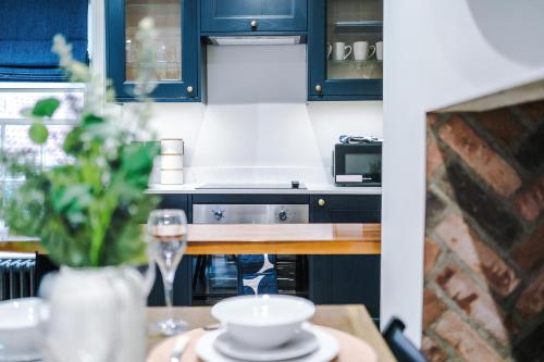 "The Gatsby" Stunning Central 2 Bed Abode in York photo 15