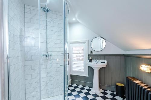 "The Gatsby" Stunning Central 2 Bed Abode in York photo 96