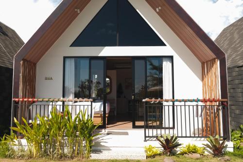 Η πρόσοψη ή η είσοδος του Padi Villa Canggu