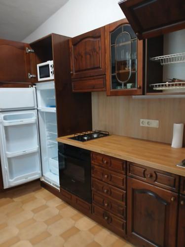 Kuchyň nebo kuchyňský kout v ubytování Monolocale 300 m dal mare