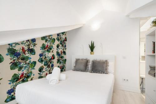 Charming Apartment in Heart of Madrid