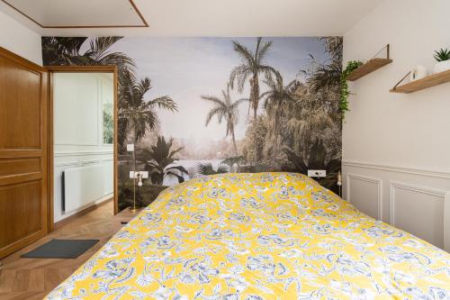 Ένα ή περισσότερα κρεβάτια σε δωμάτιο στο Charming house with a hot tub