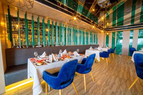 Un restaurante o sitio para comer en Bosphorus Sorgun Hotel Ultra All Inclusive