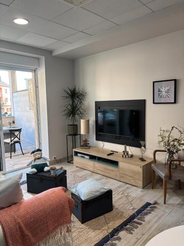 Μια τηλεόραση ή/και κέντρο ψυχαγωγίας στο Appartement Calina
