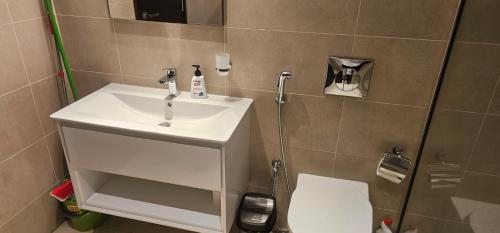 Ένα μπάνιο στο Elite Hawana Salalah