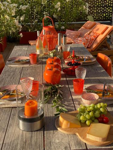 Neues, modernes Steinchalet mit grosser Terrasse und Pool bei Rondinara