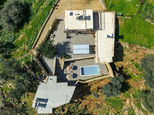 Πισίνα στο ή κοντά στο Achlades The Mountain Paradise Villas - Suite with pool and balcony with amazing view!