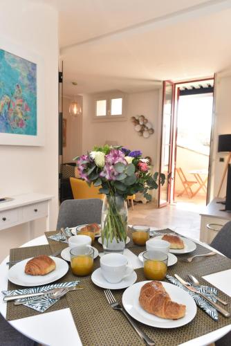 TDR - Fabulous - 5 STARS Terrace - 4pax Old Town