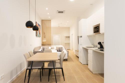 Kuchyň nebo kuchyňský kout v ubytování Luxury Apartment Oceanografic 6 pax