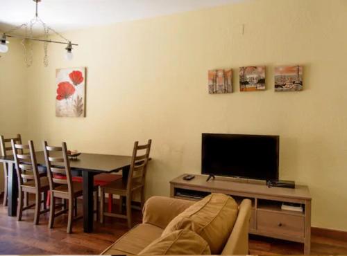 Ramblas Rentals Spacious & Design 4Br Flat With Balcony 15m Ramblas