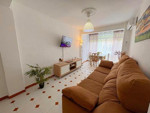 ReyHouse Huelin 3Rooms - Cerca de la playa con A/C