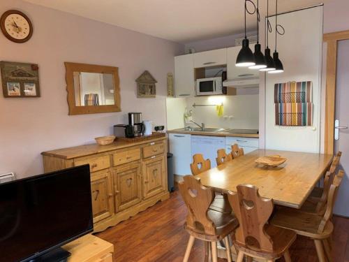 Charmant 3 Pièces pour 8 avec Balcon et Piscine à Vignec, près de Saint-Lary-Soulan - FR-1-504-27