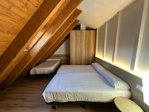 Postel nebo postele na pokoji v ubytování Apartamentos La Solana