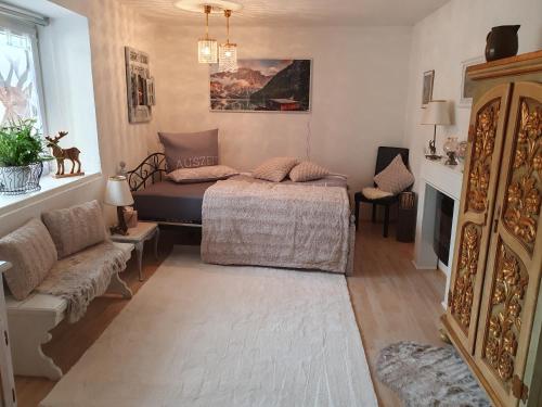 Χώρος καθιστικού στο Ferienwohnung Tiroler Auszeit & Whirlpool